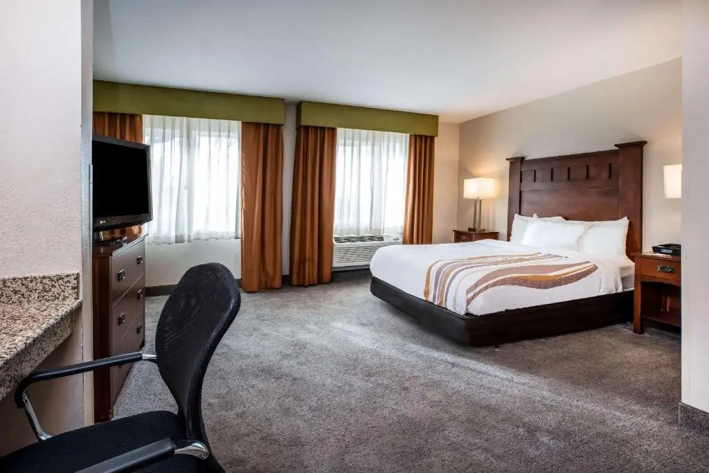 La Quinta Inn & Suites by Wyndham Grants Pass - Chambres