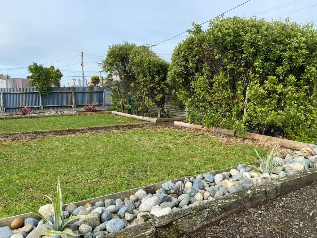 Motupōhue Base Holiday Home - 2 bedroom House