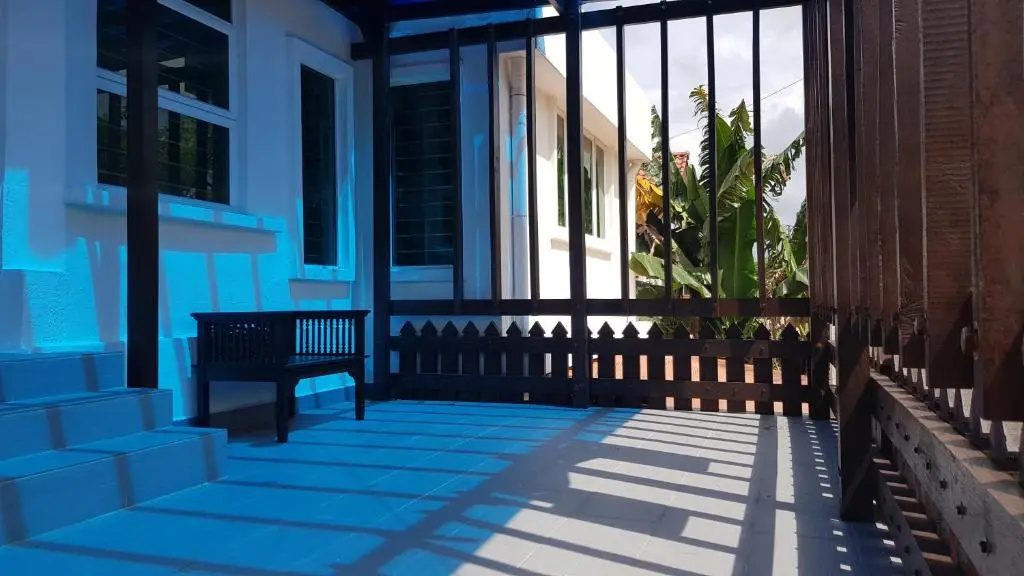 Balcony & Terrace