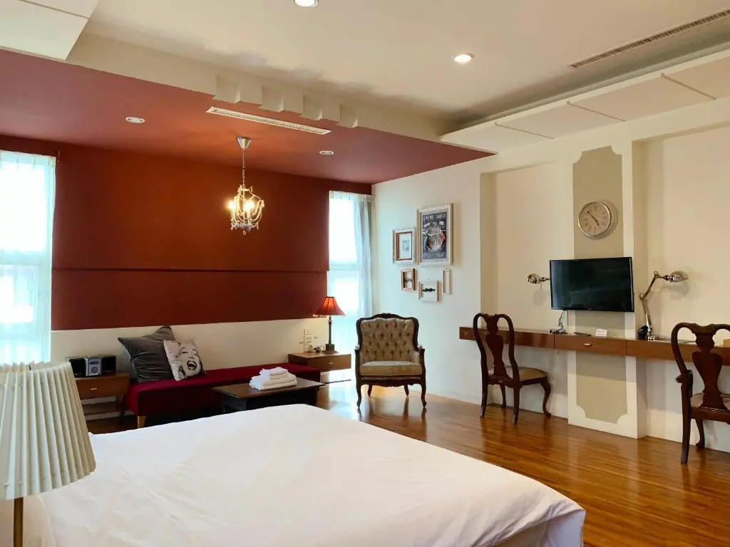 Deluxe Suite