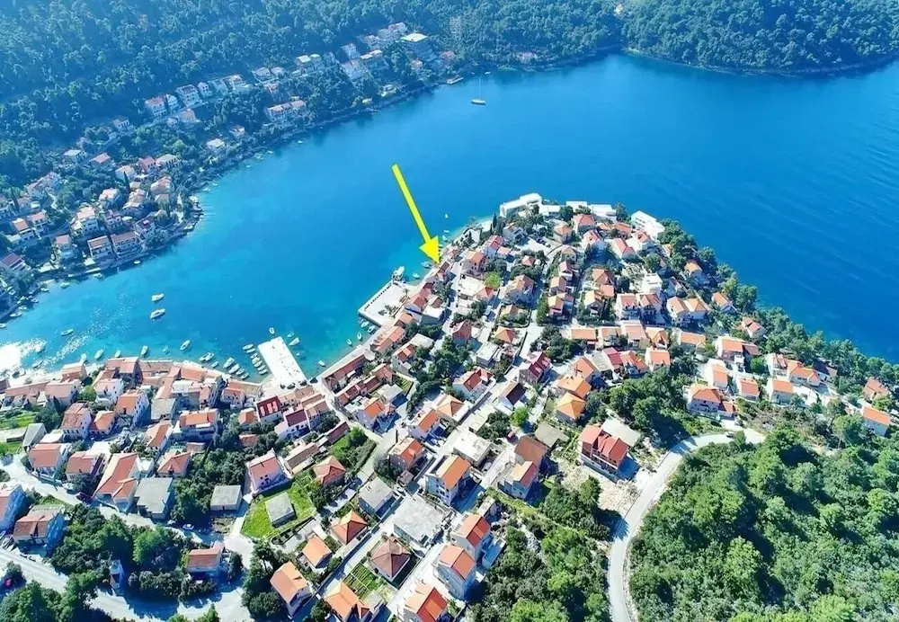 Velo - 10 m From sea - A1 Marija