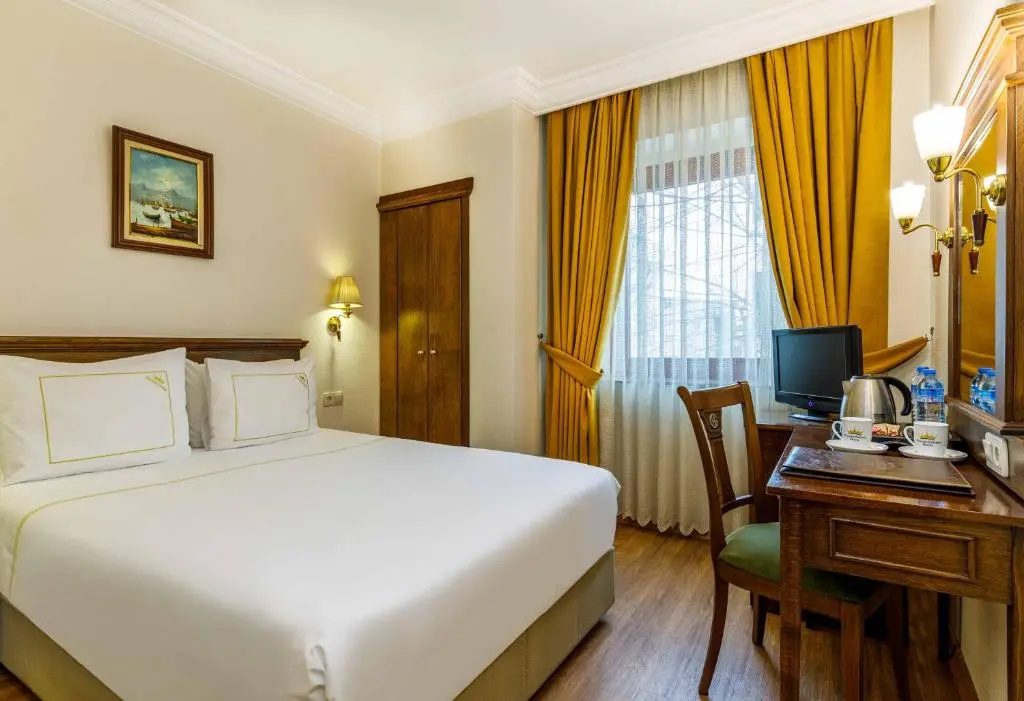 Hotel Golden Crown - Chambres