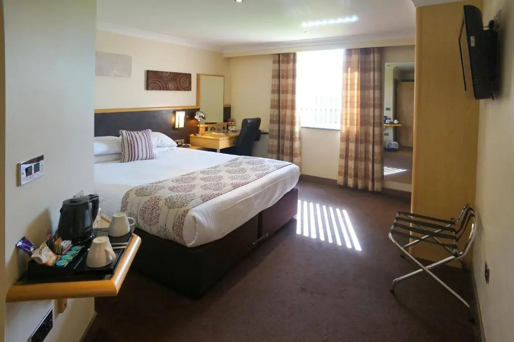 Damon's Hotel - Chambres