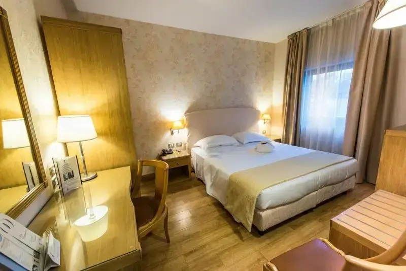 Hotel Touring - Chambres