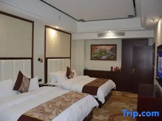Deluxe Suite
