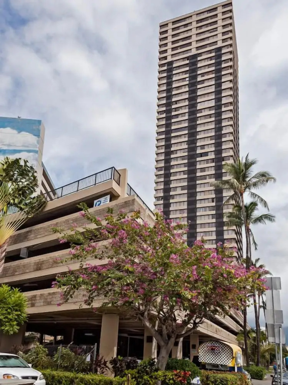 Vacation Rentals Hawaiian Monarch