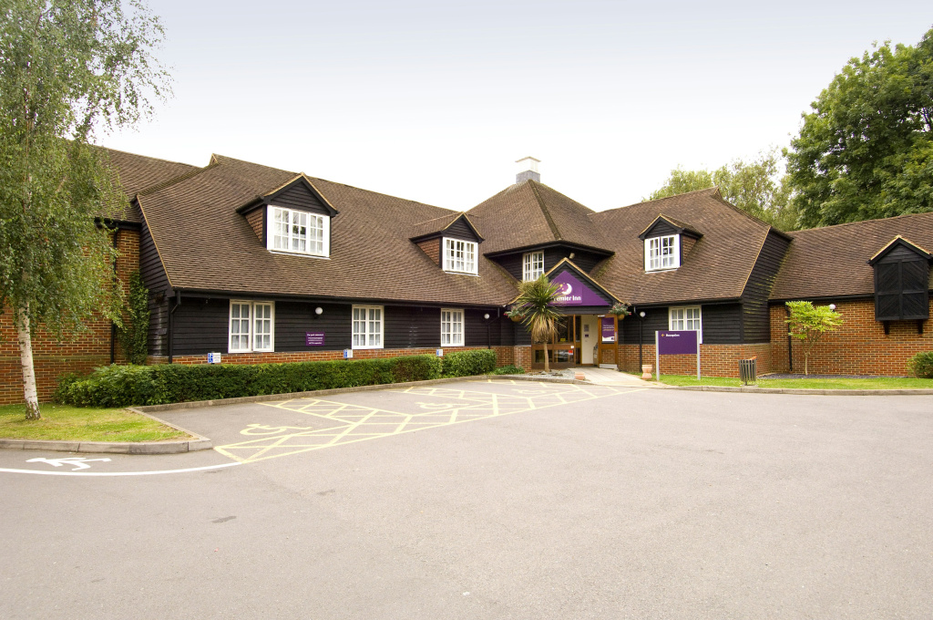 Premier Inn Woking West (A324) - Général