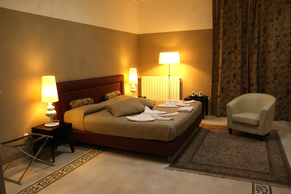 Suite with balcony