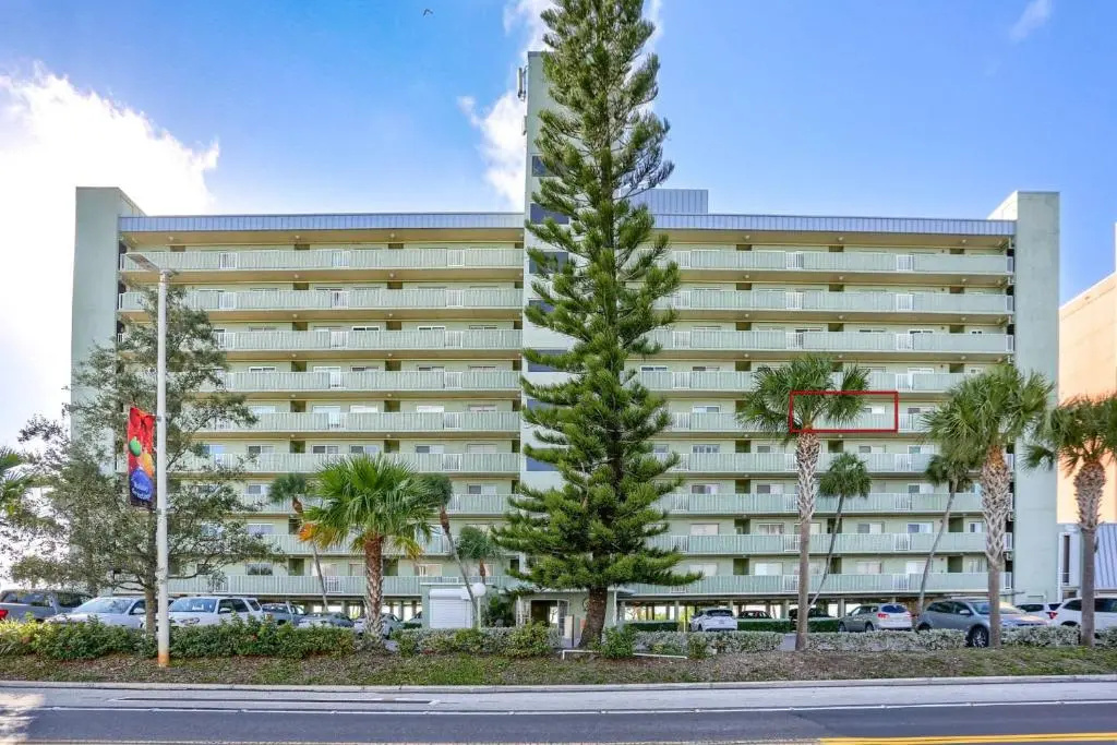 607 Sandcastle I
