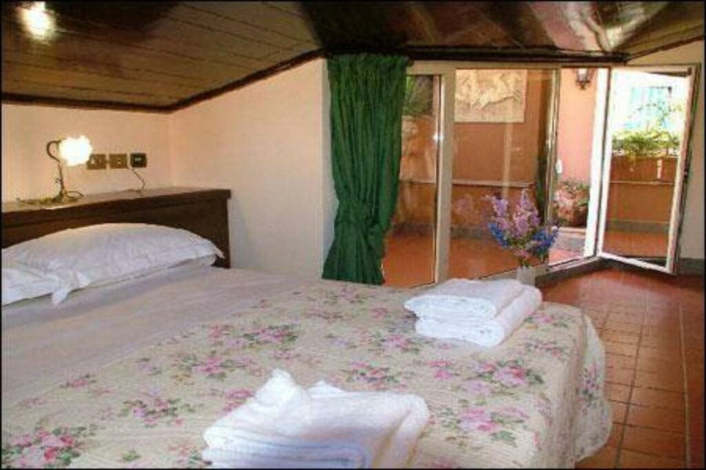 Okapi Rooms by null