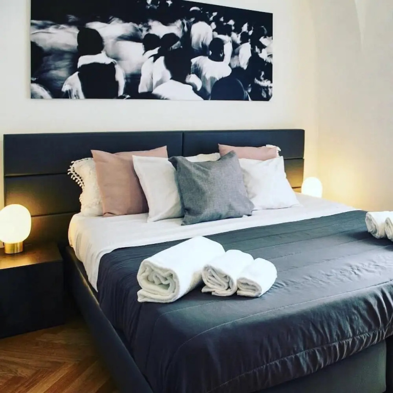 Classic Double room (full double bed)