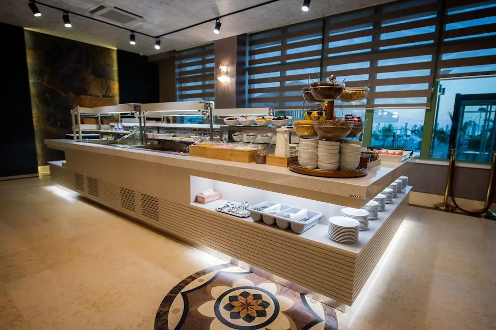 Lobby & Reception