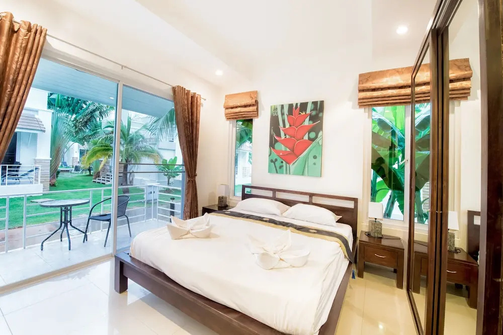 Вилла Executive с 2 комнатами с видом на бассейн в Отель The Oriental Beach Pearl