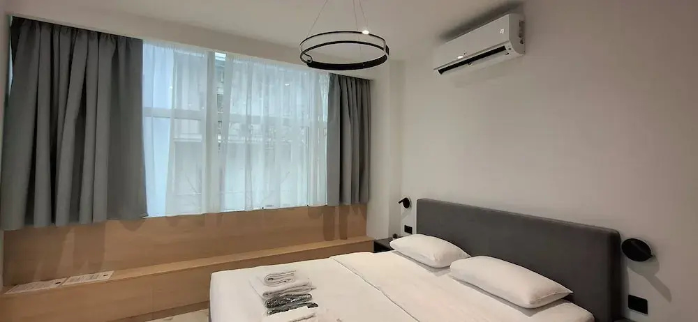 Ilion Apartments