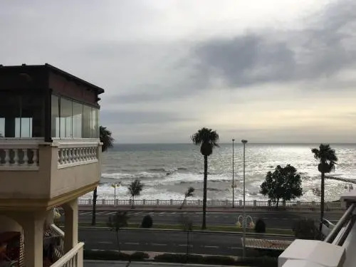 NEW! 1b apartment opposite Sunset Beach