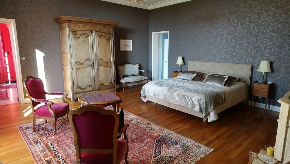 Voir la photo 2 — Manoir de Conjon