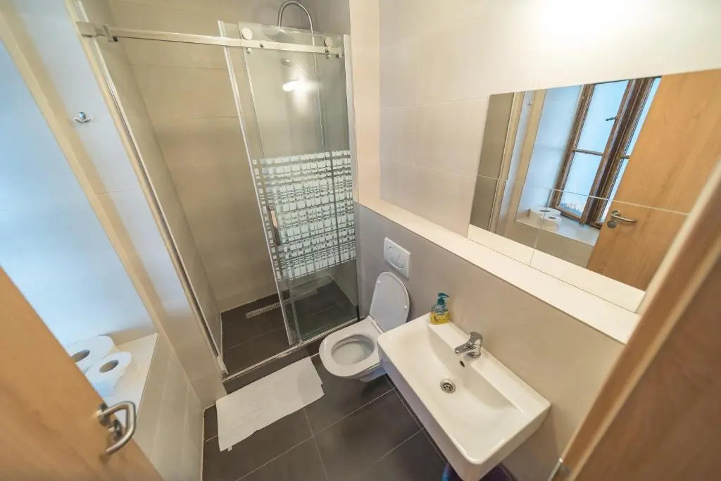 Economy Triple room