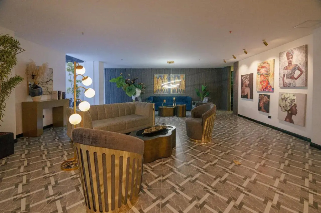 Hotel photo 12