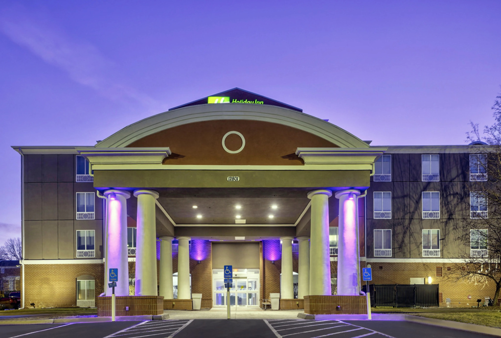 Holiday Inn Express Hotel & Suites Kansas City - Grandview by IHG