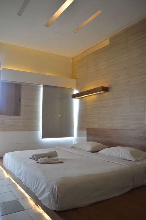 Deluxe room — room photo 3