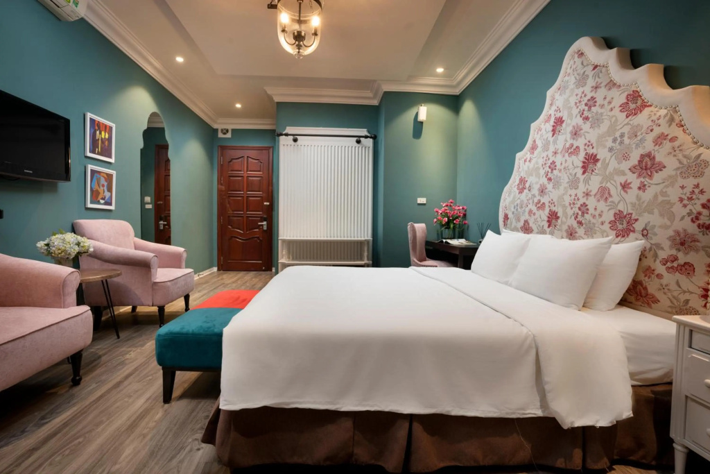 Morning Star Hotel — 4