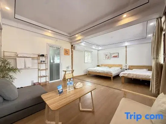 4 Bedrooms Standard room