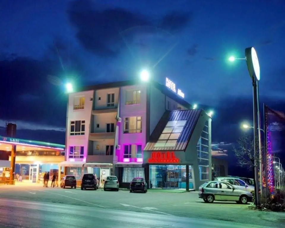 Albes Hotel