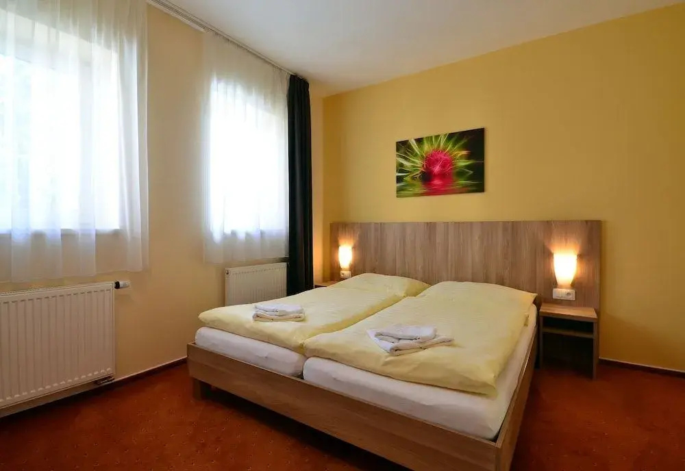 Hotel Helios - 3