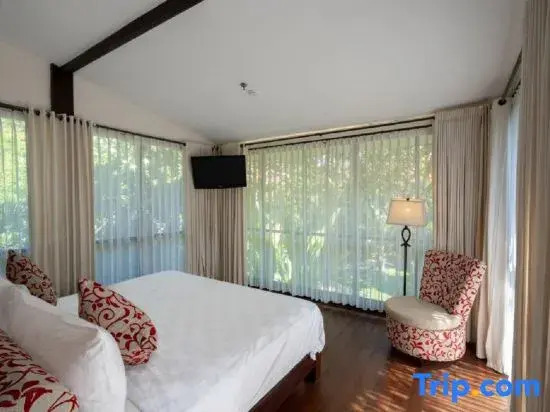 Segara Village Hotel