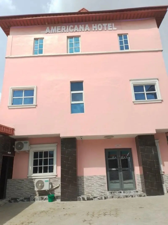 Americana Hotel
