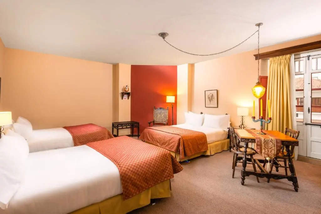 Standard Triple room