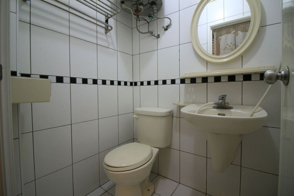 Image 9