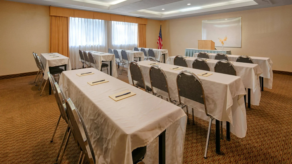 Best Western Plus West Covina Inn - Général