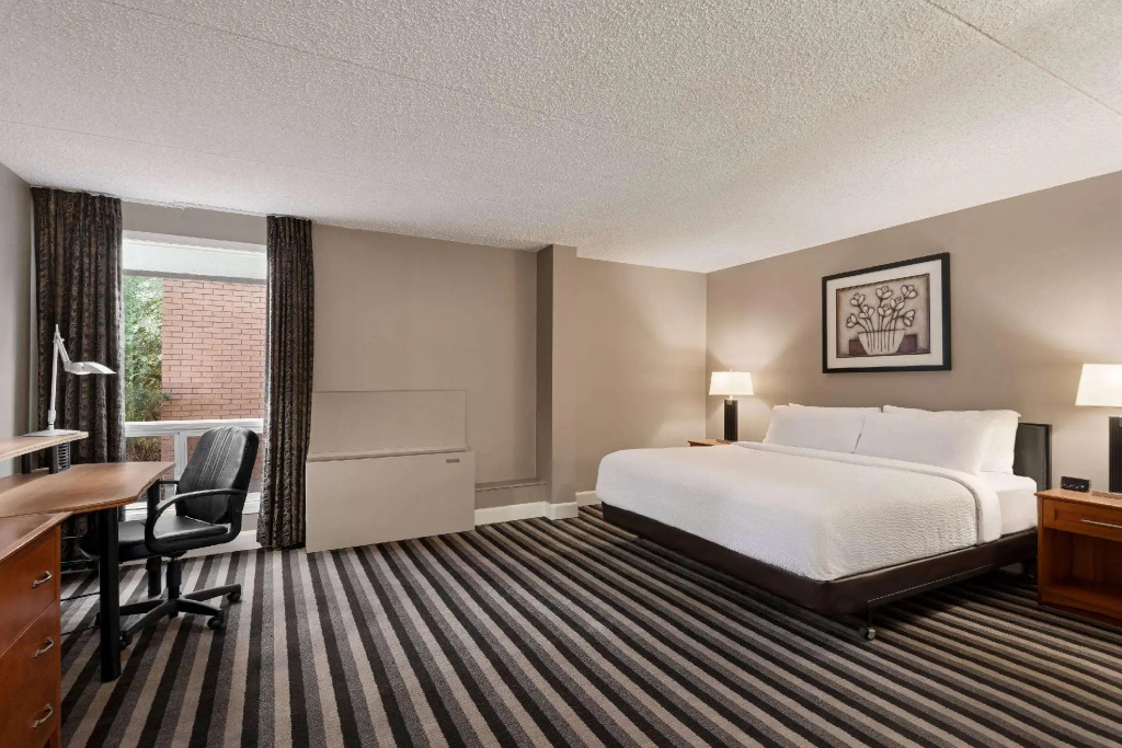 Royal Hotel Regina, Trademark Collection by Wyndham - Chambres