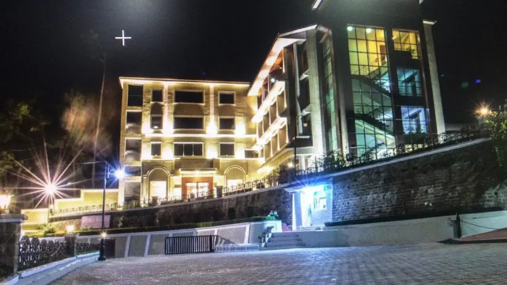 Hotel Orchid Resort