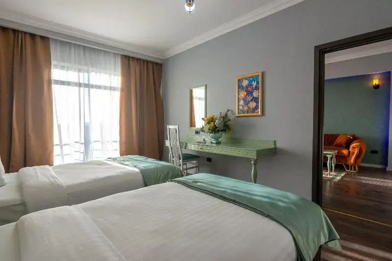 Premium Junior Suite