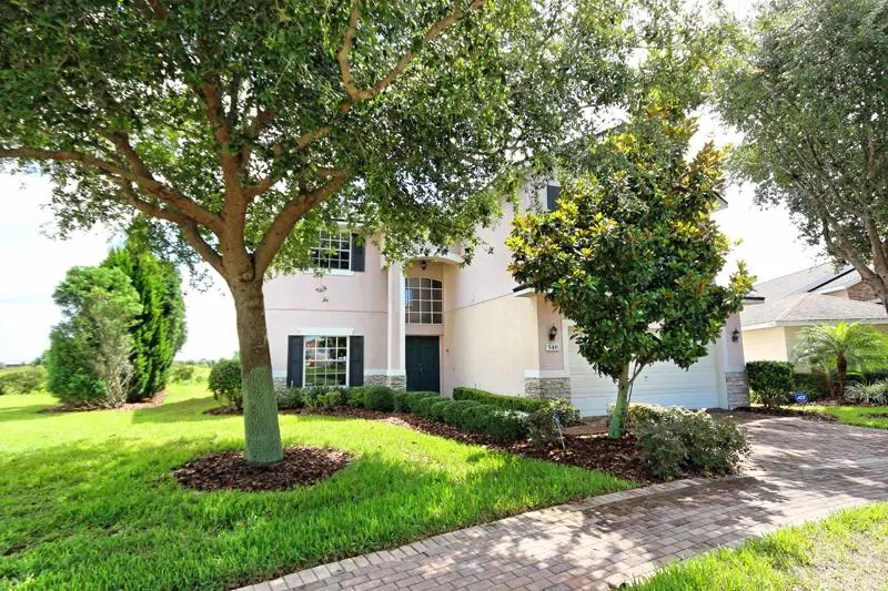 546 Windsor Place, the Abbey 5 Bedrooms, +3 Bath