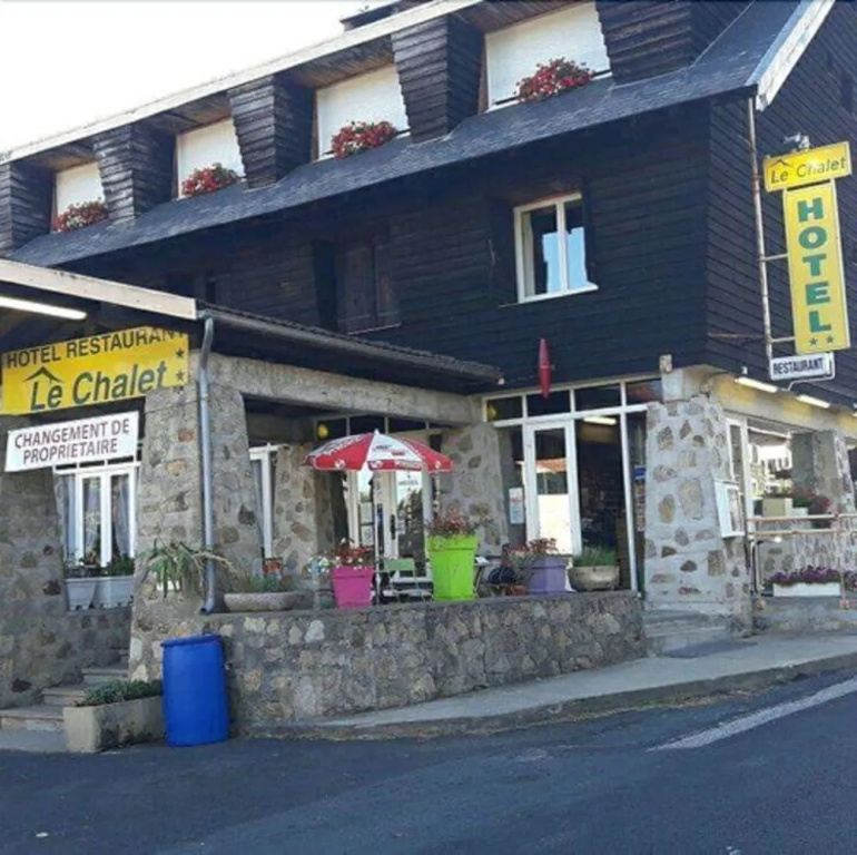 Hotel photo 1