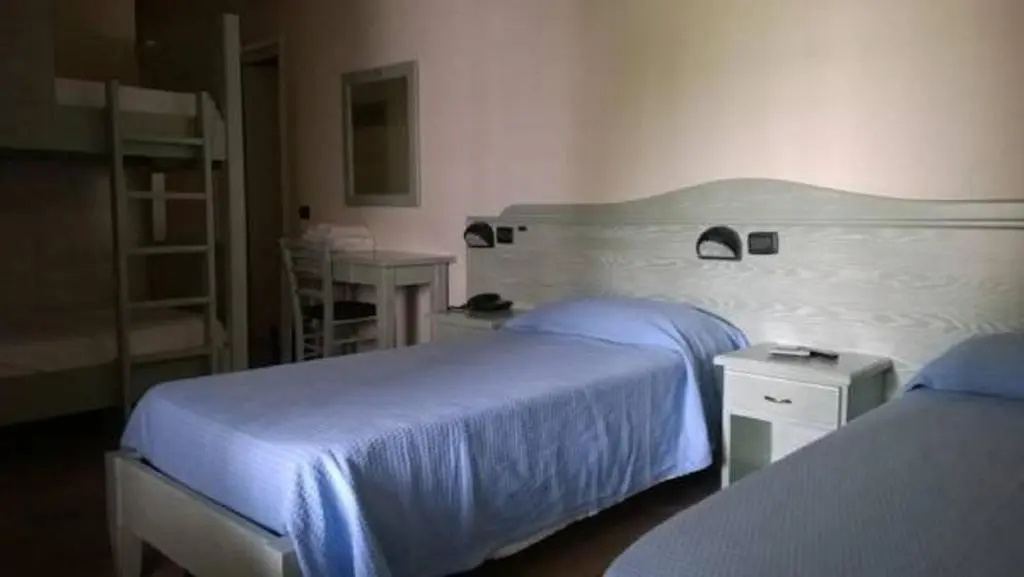Standard Double room (twin beds)