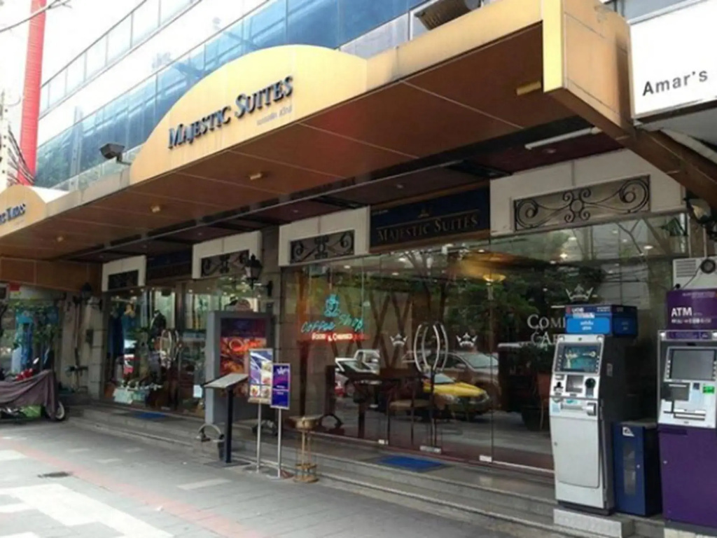 Majestic Suites — фото