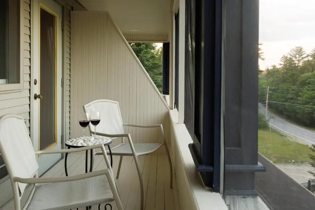 Friends Lake Inn - Chambres