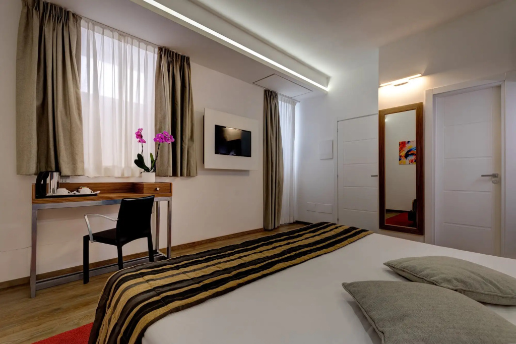 Hotel photo 42