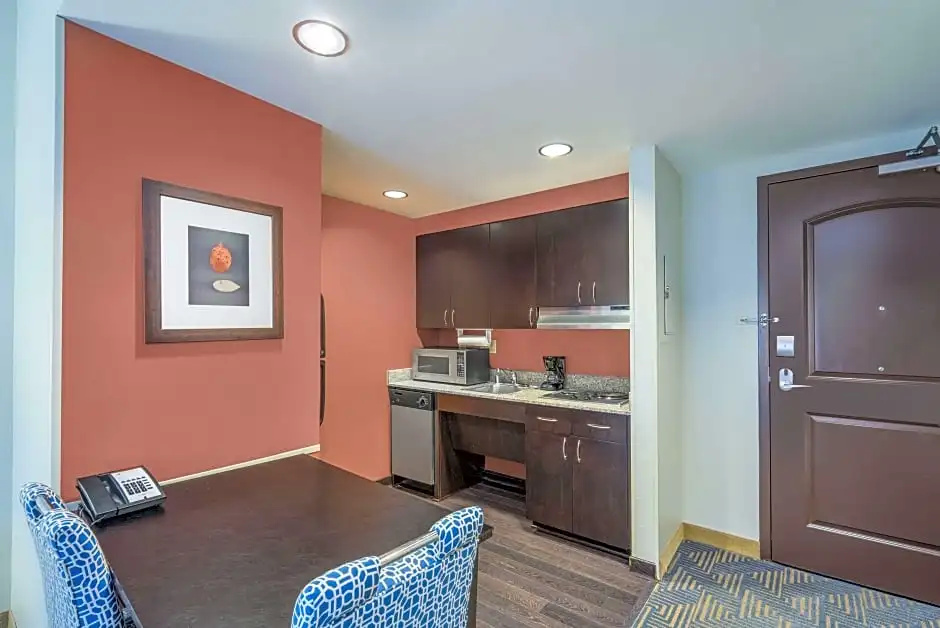 Homewood Suites by Hilton Louisville-East - Chambres