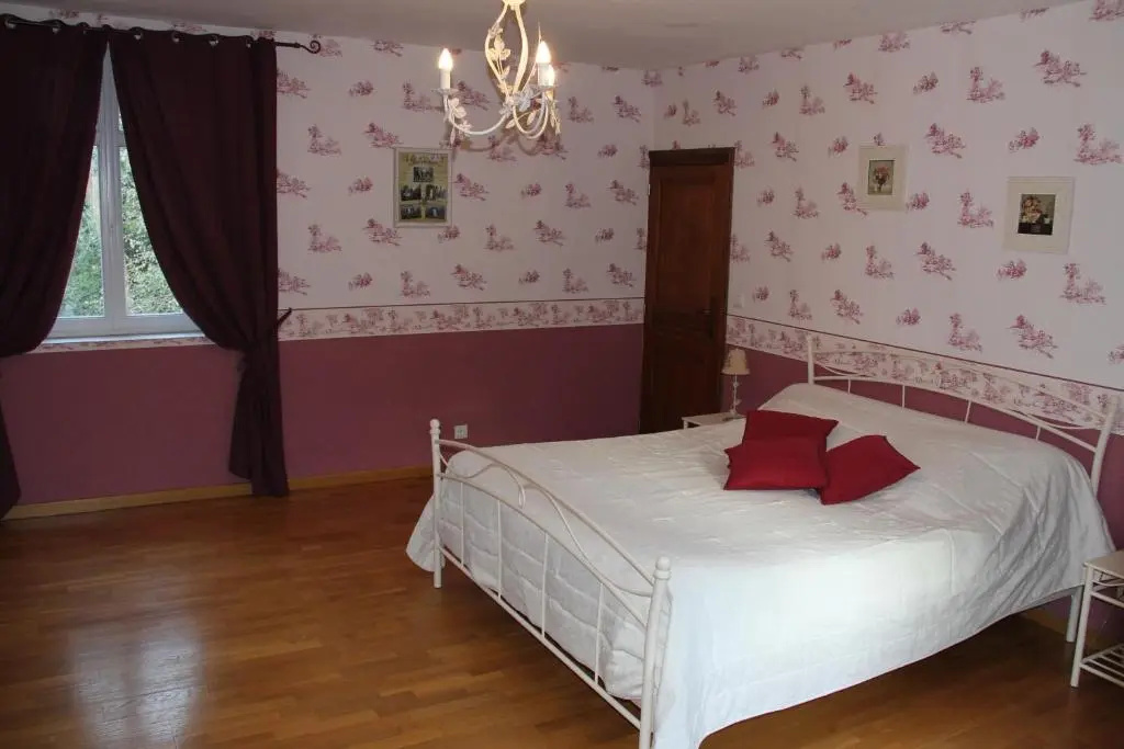 Les Rives de L'andelle (Adults Only)