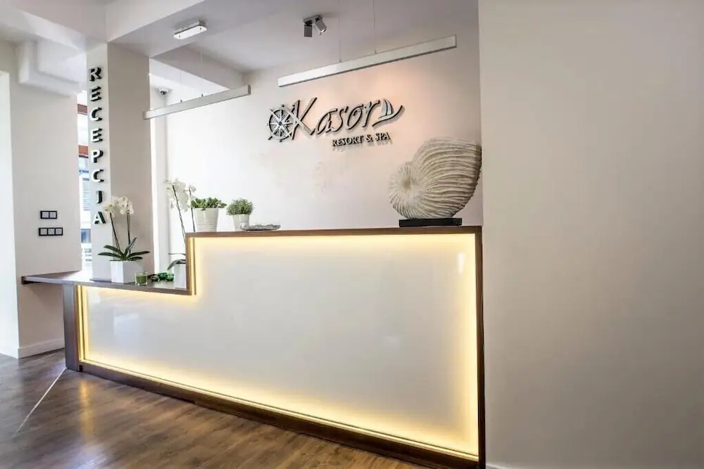 Lobby & Reception