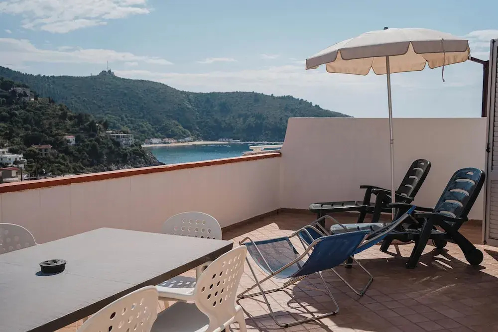 Standard Apartment with partial sea view