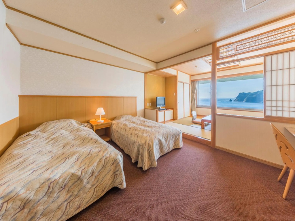 Mikazuki Sea-Park Hotel Awa Kamogawa