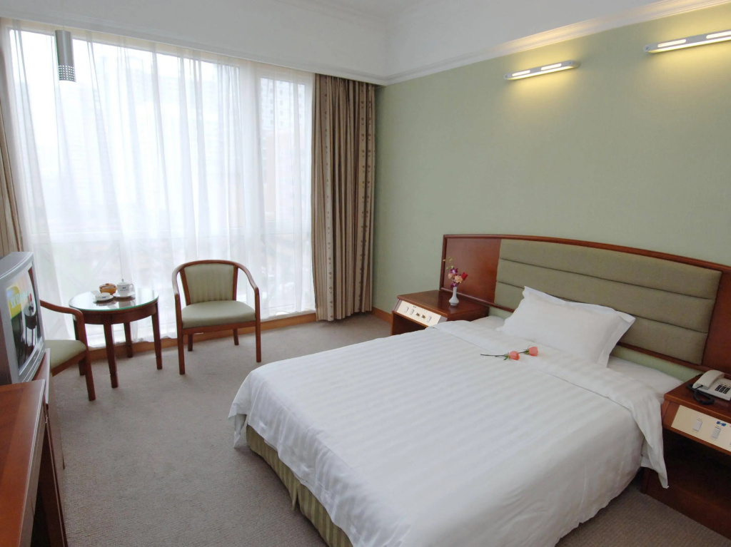 New Tianhe Hotel — фото