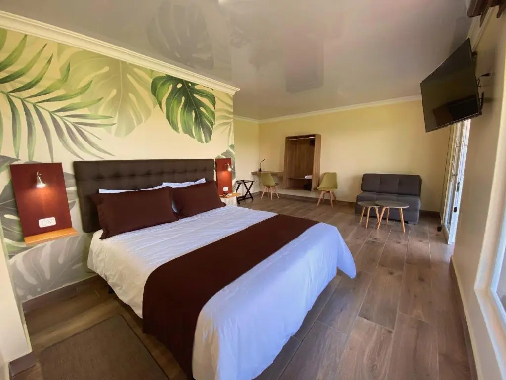 Deluxe Family room