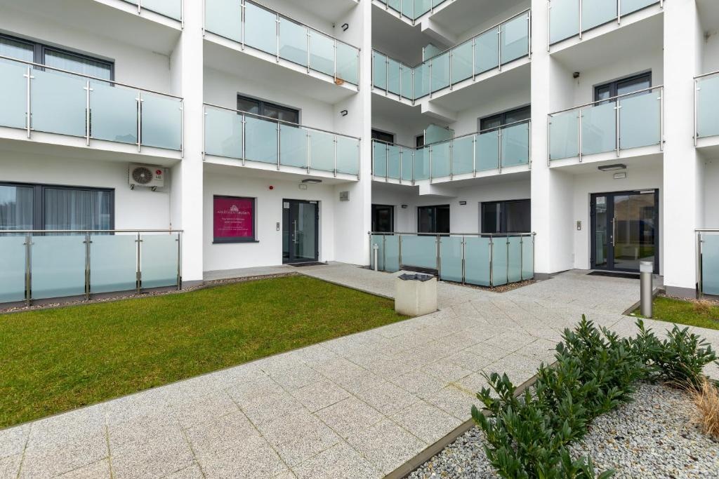 Sunset Resort Apartments by Renters